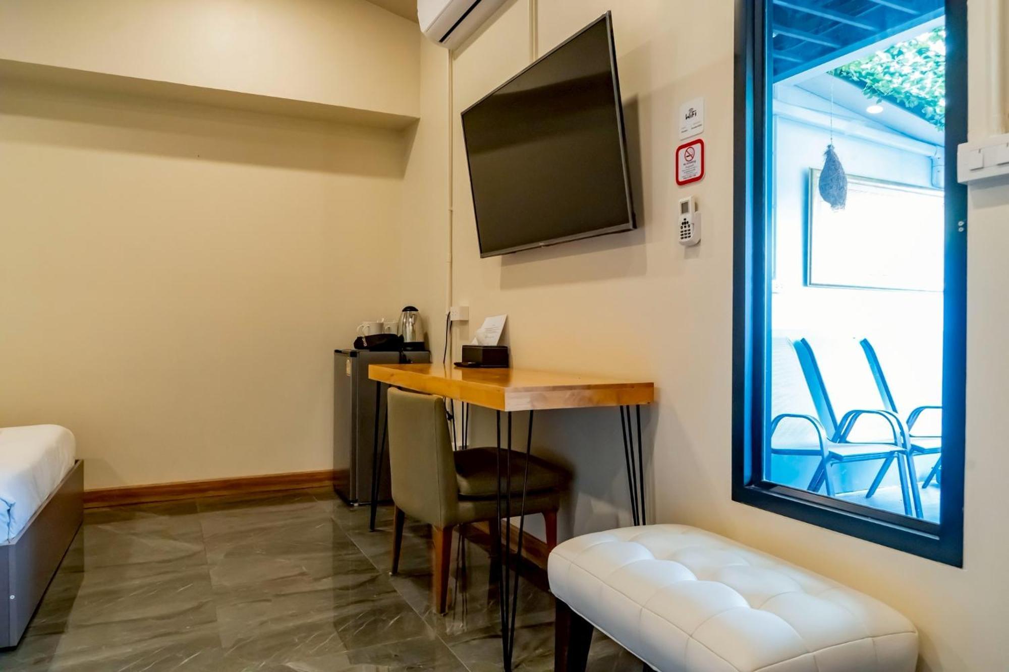 Ployburi Boutique Hotel Chanthaburi Exterior foto